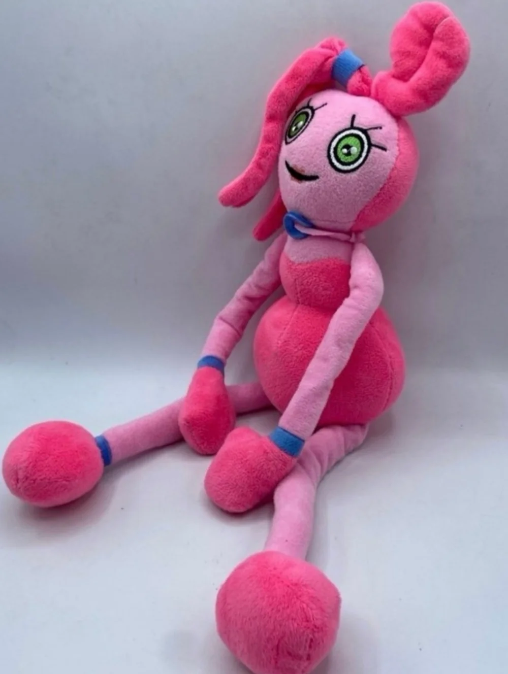 POPPY PLAYTIME - Mommy Long Legs Plush (16" Medium Plush) - Picture 3 of 4
